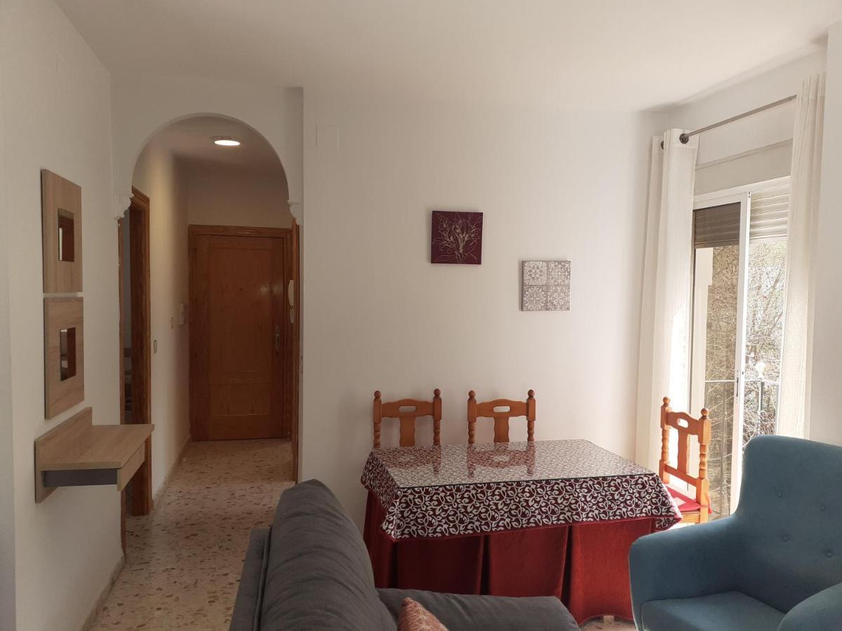 Apartamentos Pinos Genil Ngoại thất bức ảnh